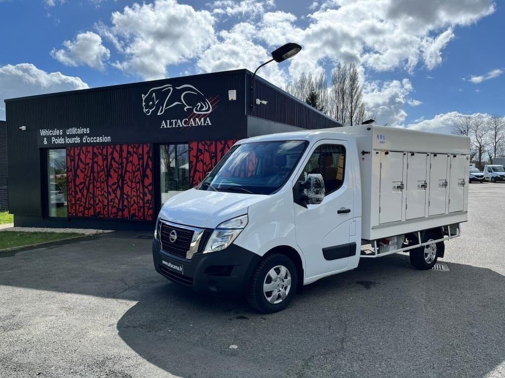 Véhicule utilitaire plateau baché Renault Master Curtain side 4,2 m neuf à  vendre, prix: 43400 EUR, ID: 7854814