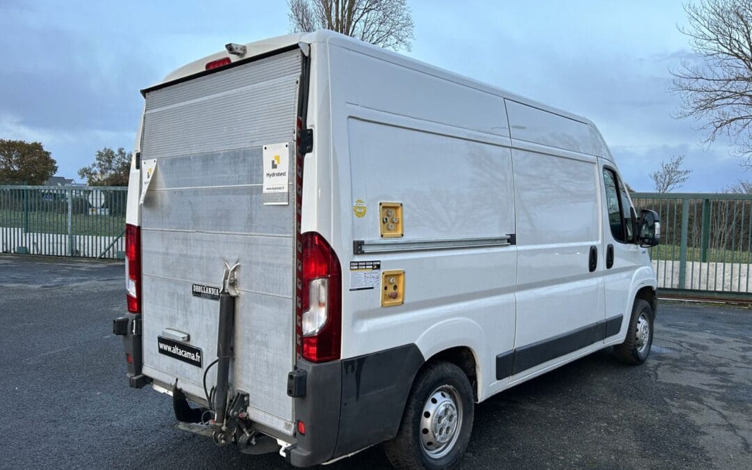 Location Fourgon 15M3 Ducato – Location Fourgon 15M3 Avis – TVKD